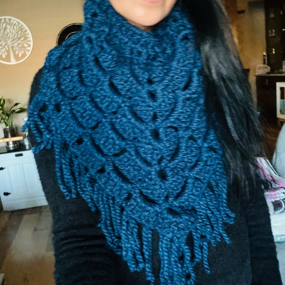 HAND MADE CROCHET NECK WOOL $35 EACH ONE - Picture 7 of 13